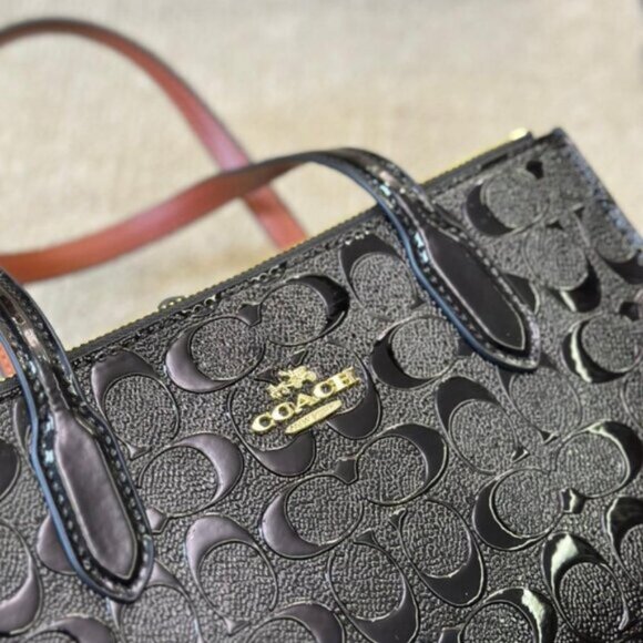 "✅Brand new ✅CV400 Coach Small Nina Tote Bag 25
" - Picture 6 of 6